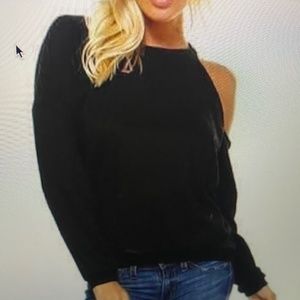 Tov Cold Shoulder Top